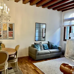 Santa Caterina: Charming Appartement Trévise